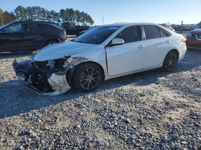  TOYOTA CAMRY 2017 Biały