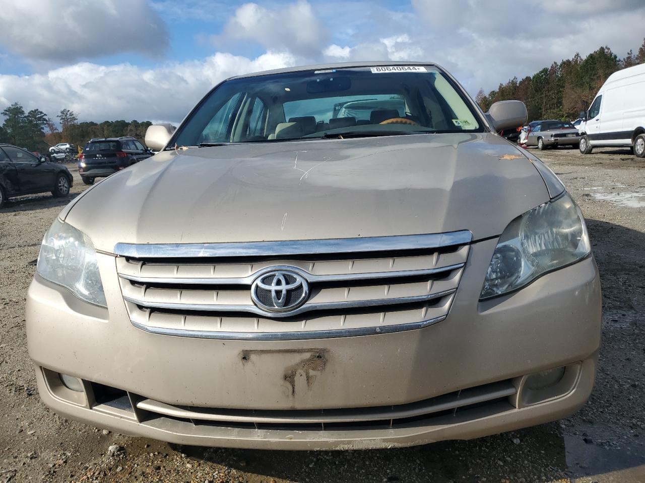 2006 Toyota Avalon - Image 5