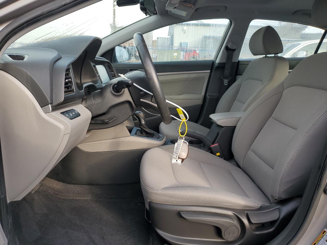 2020 Hyundai Elantra - Image 7