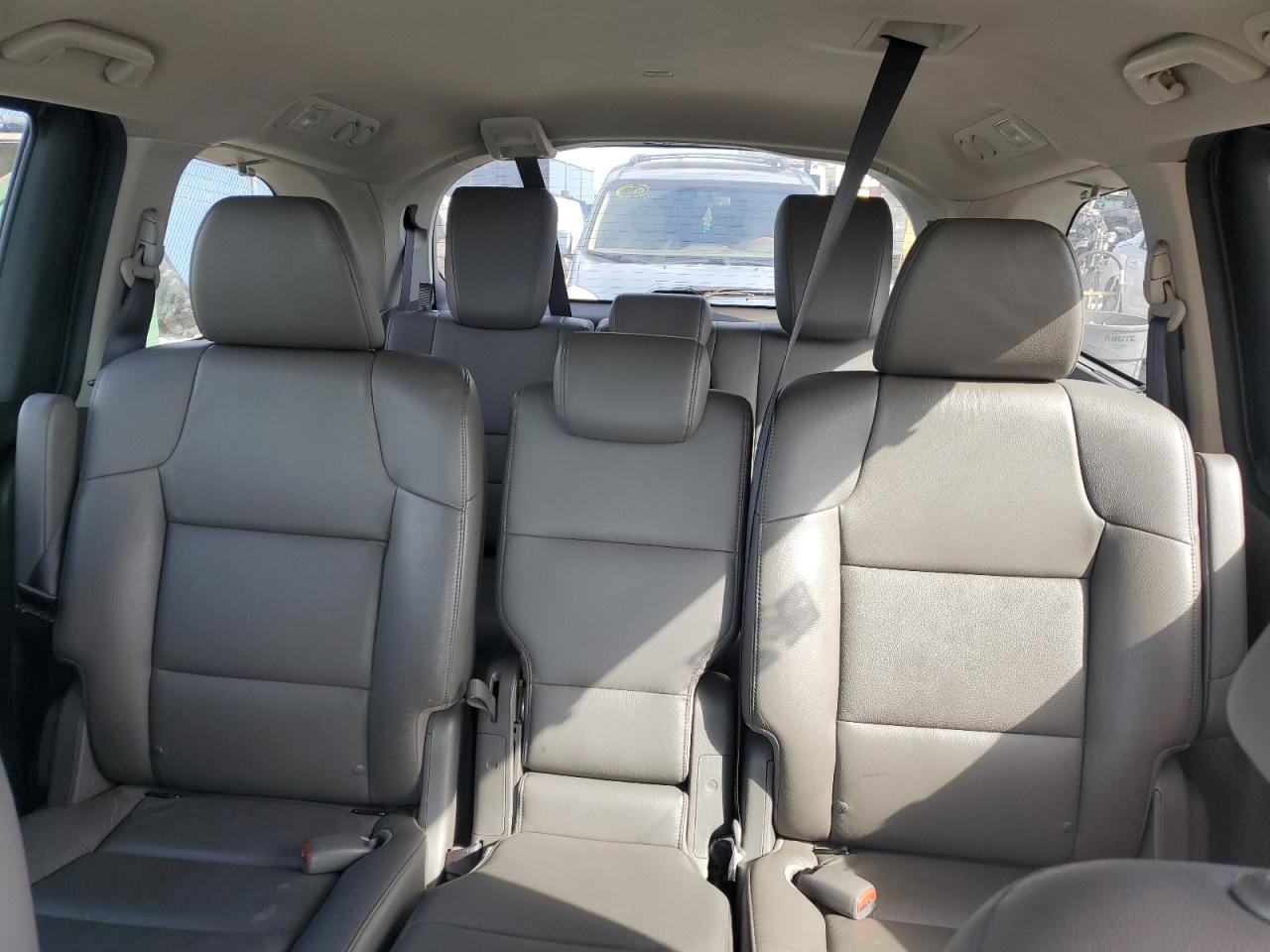 2013 Honda Odyssey - Image 10