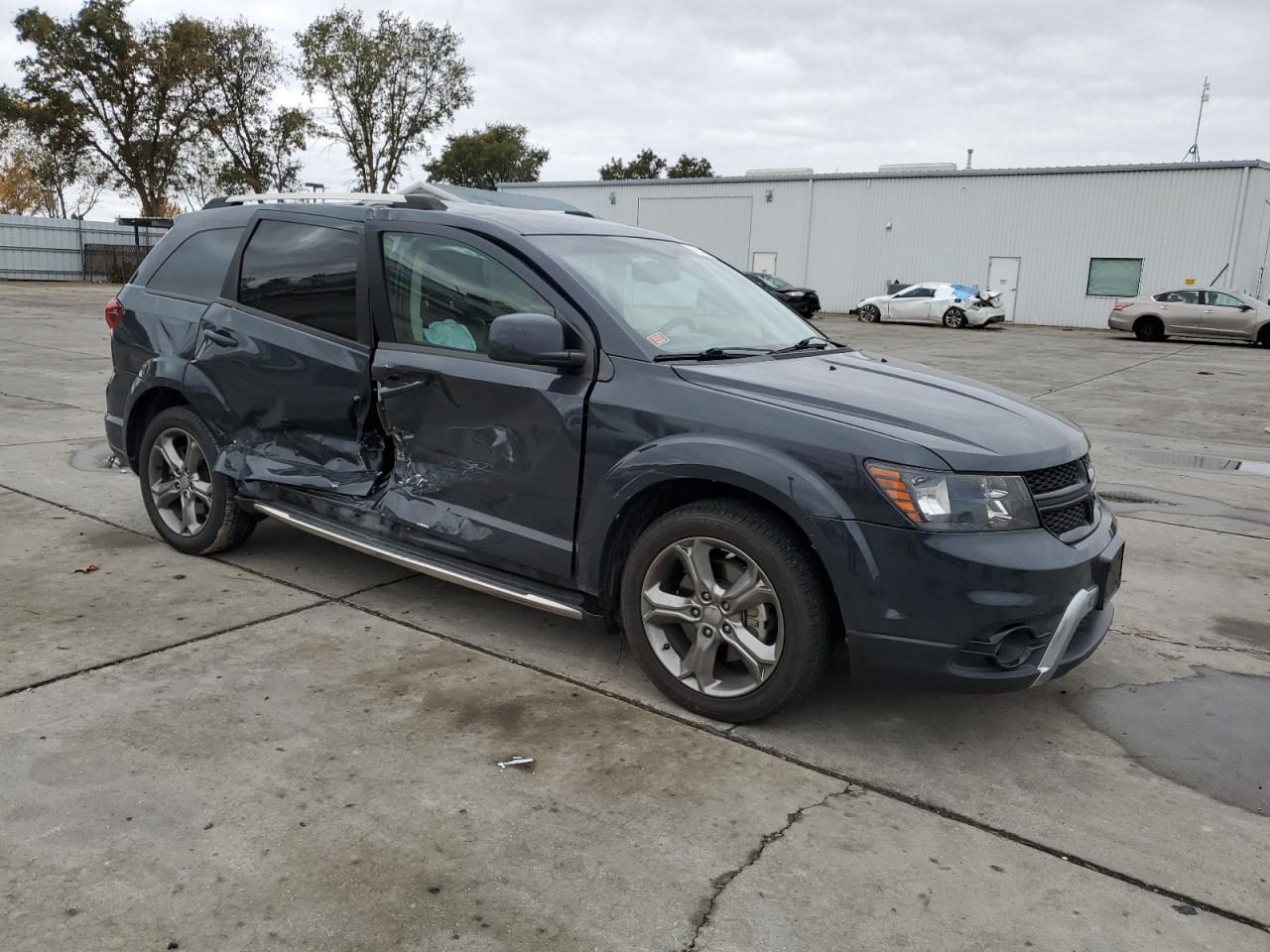 2017 Dodge Journey - Image 4