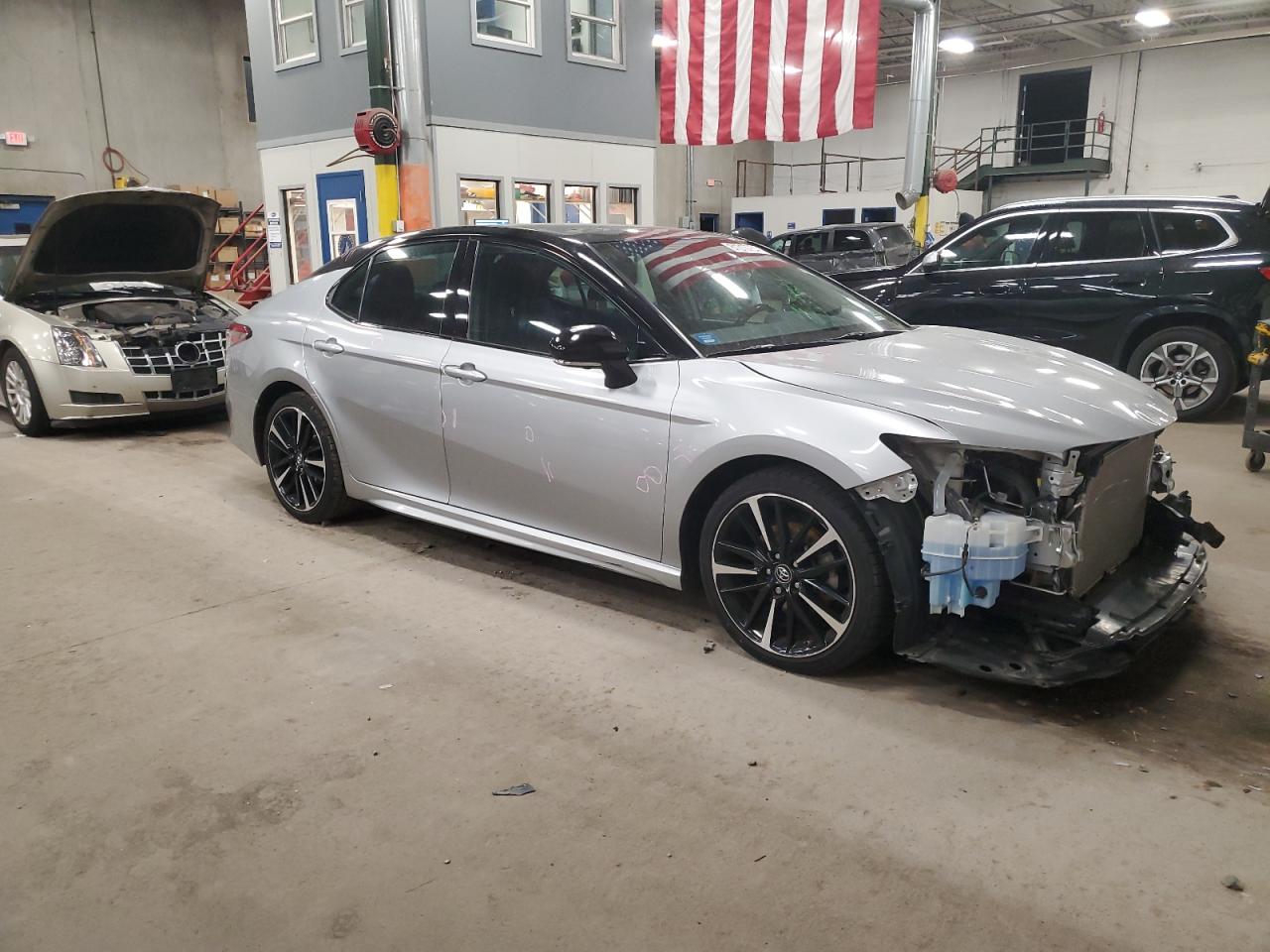 2019 Toyota Camry - Image 4