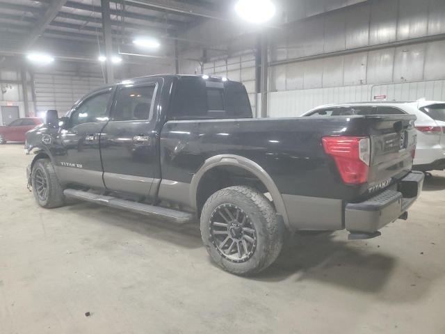  NISSAN TITAN 2016 Czarny