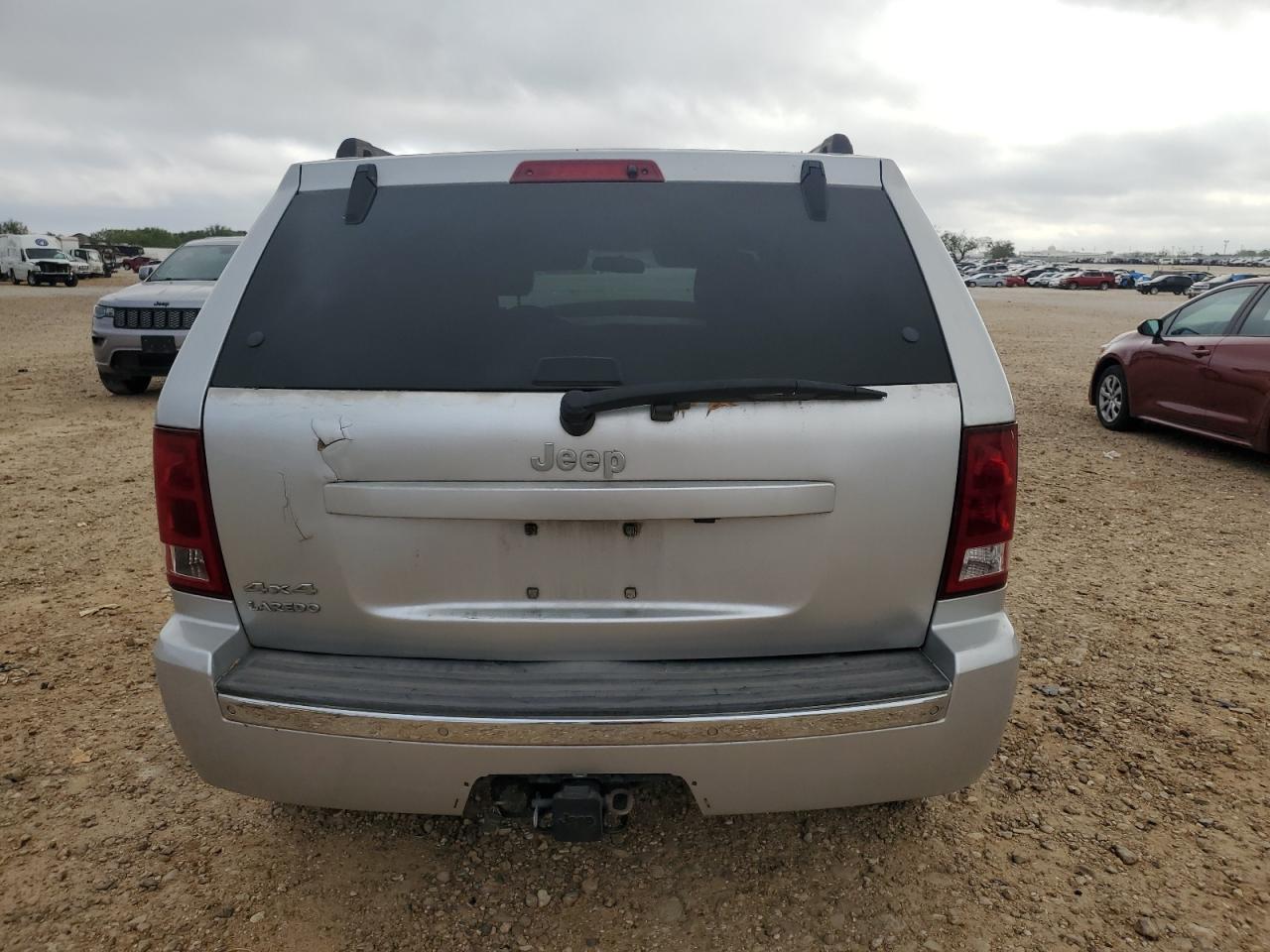 2006 Jeep Grand Cherokee Laredo VIN: 1J4GR48KX6C292548 Lot: 79862464