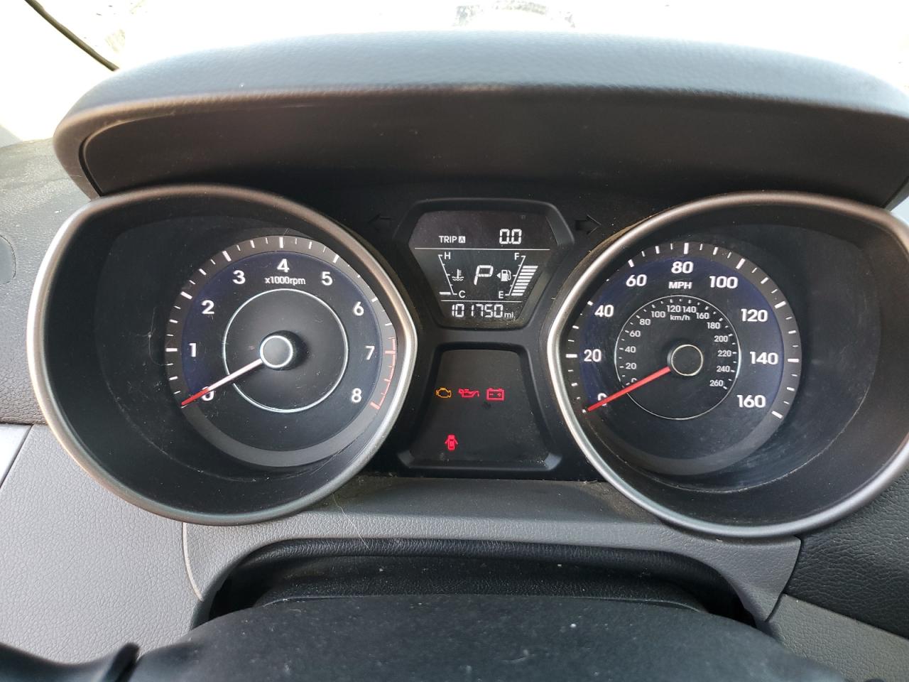 2016 Hyundai Elantra - Image 9