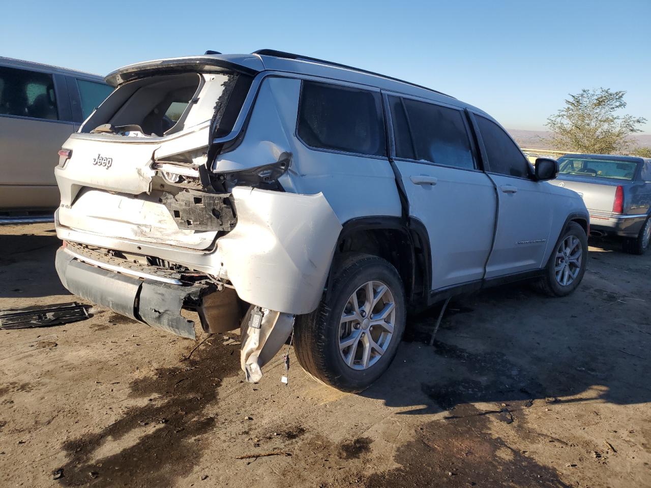 2021 Jeep Grand Cherokee - Image 3