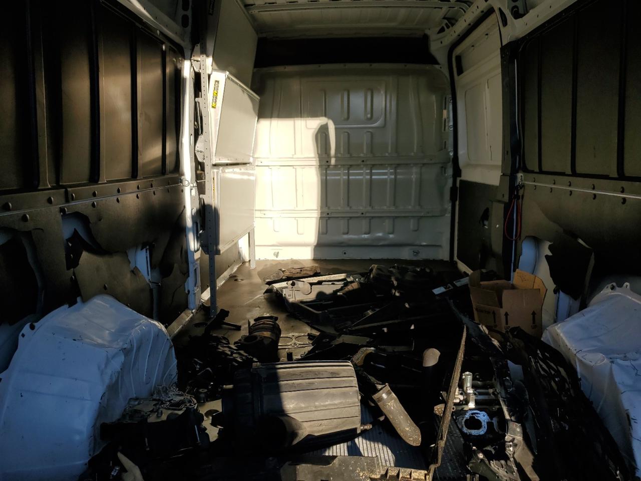 2018 Ram Promaster 2500 2500 High VIN: 3C6TRVDG8JE109264 Lot: 79107544