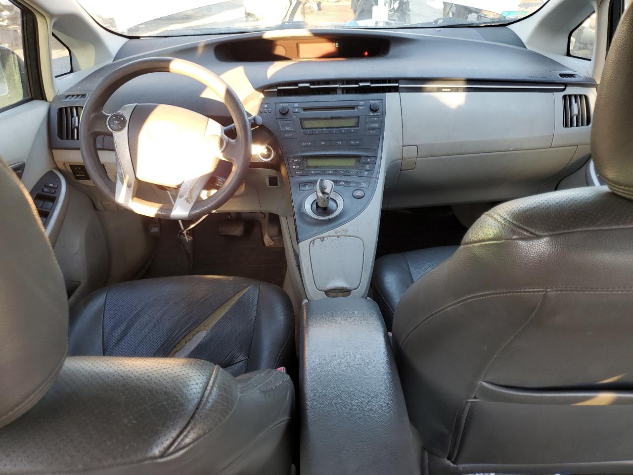 2011 Toyota Prius - Image 8