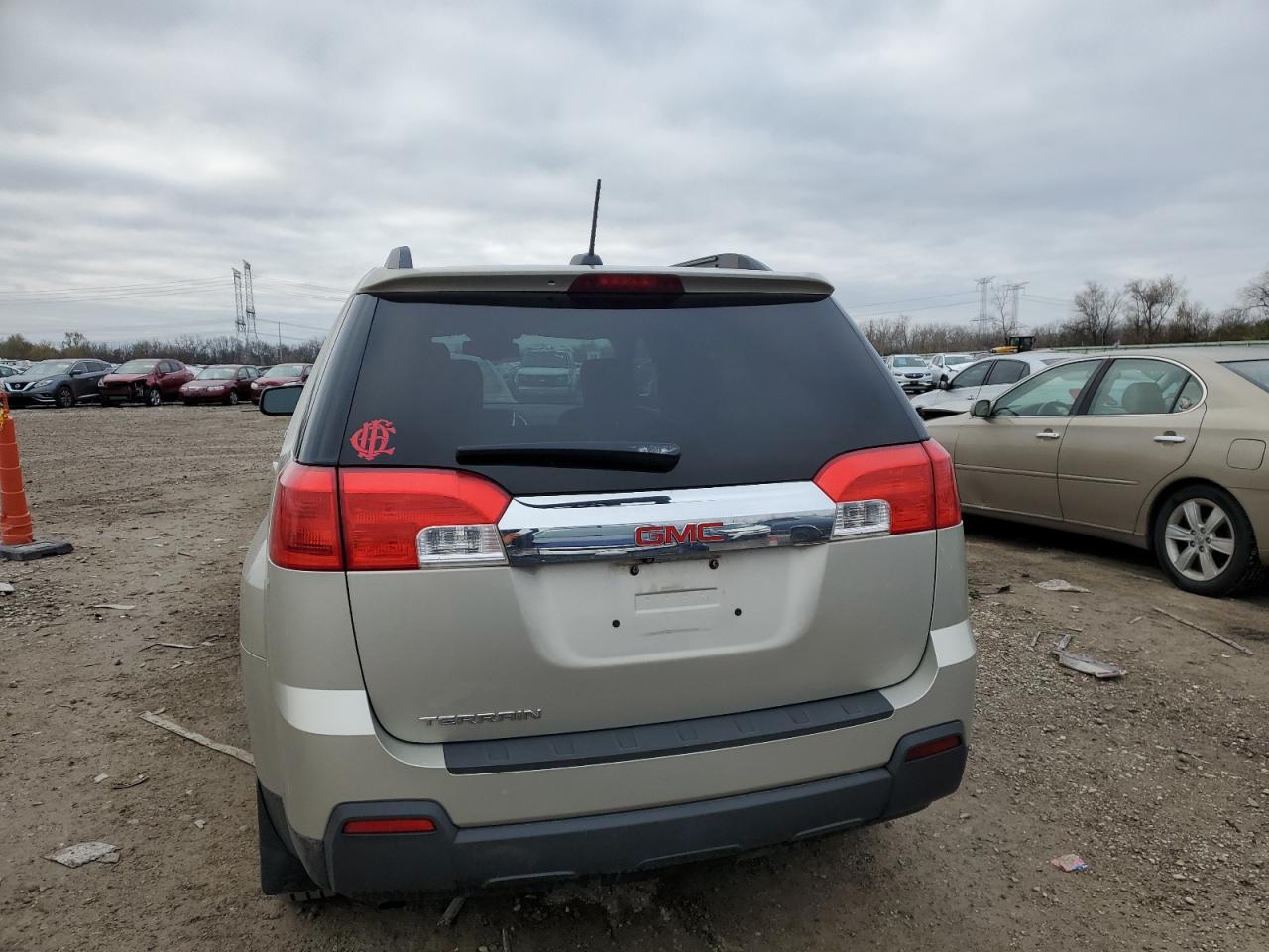 2015 GMC Terrain - Image 6