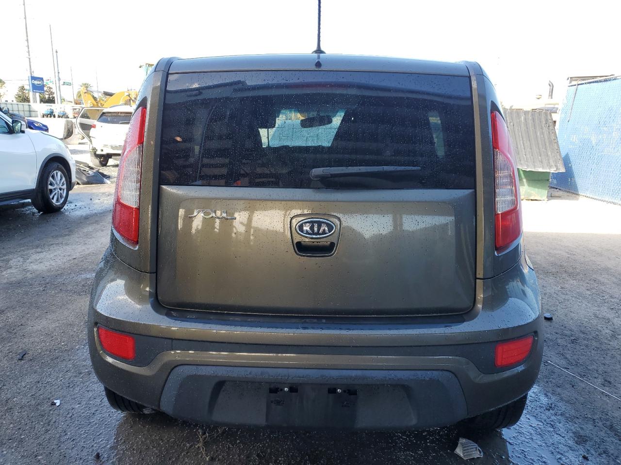 2012 Kia Soul + VIN: KNDJT2A62C7378987 Lot: 80889504