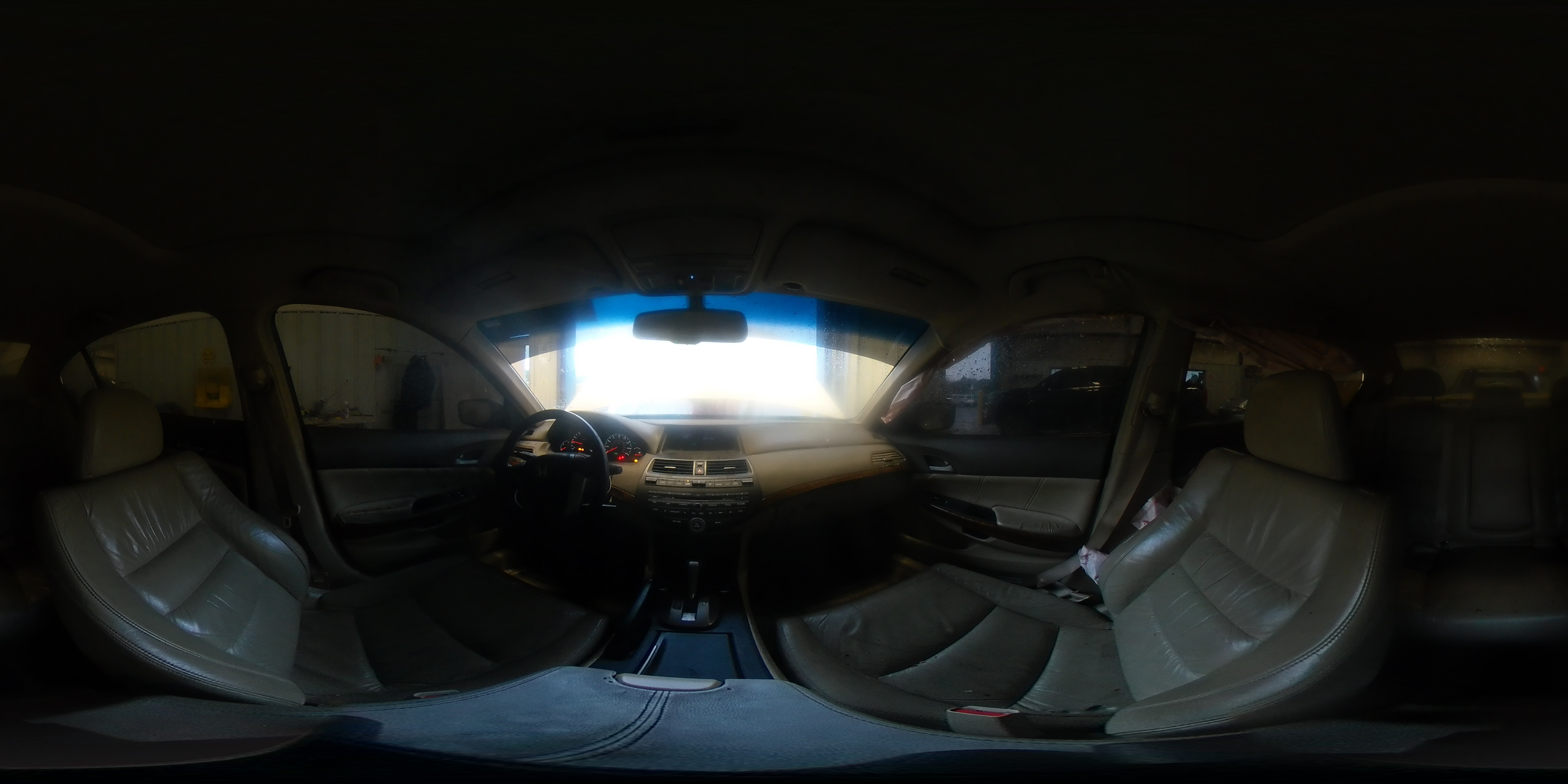 2009 Honda Accord - Image 13