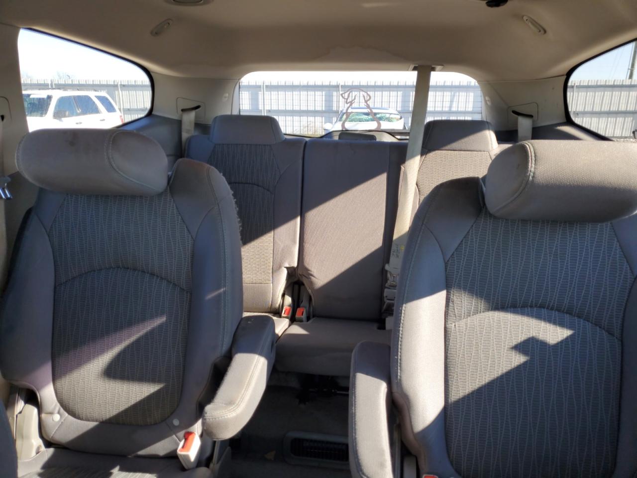 2016 Chevrolet Traverse - Image 10