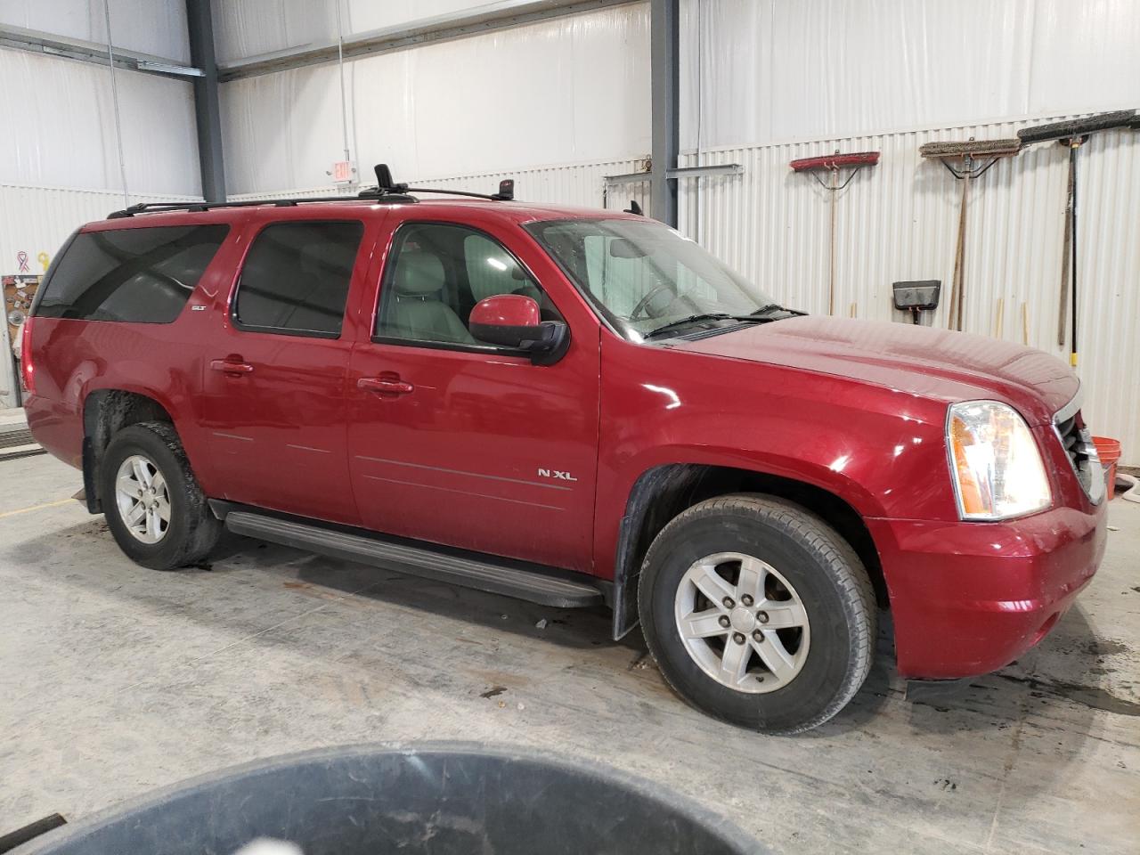 2013 GMC Yukon - Image 4