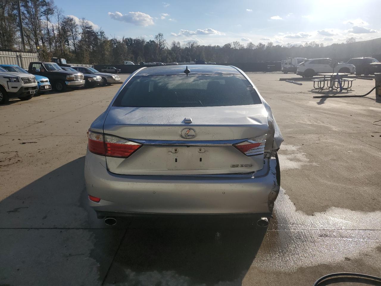 2014 Lexus ES - Image 6