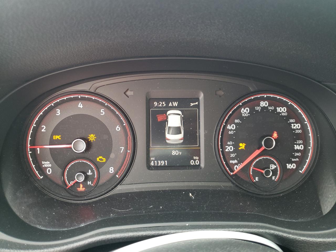 2021 Volkswagen Passat - Image 9