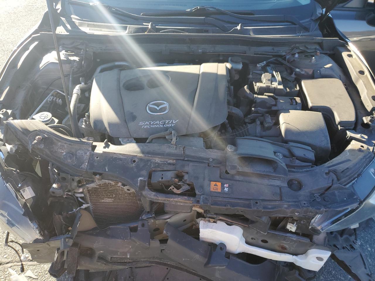 2016 Mazda 3 - Image 13