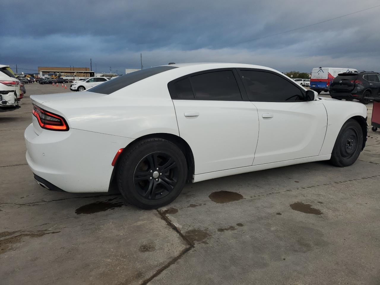 2019 Dodge Charger - Image 3