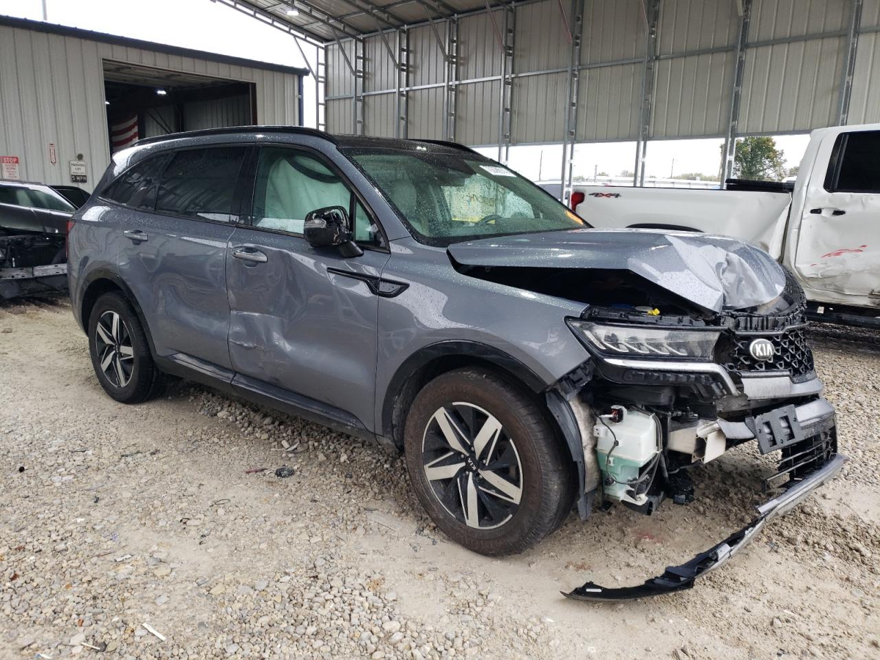 2021 Kia Sorento - Image 4
