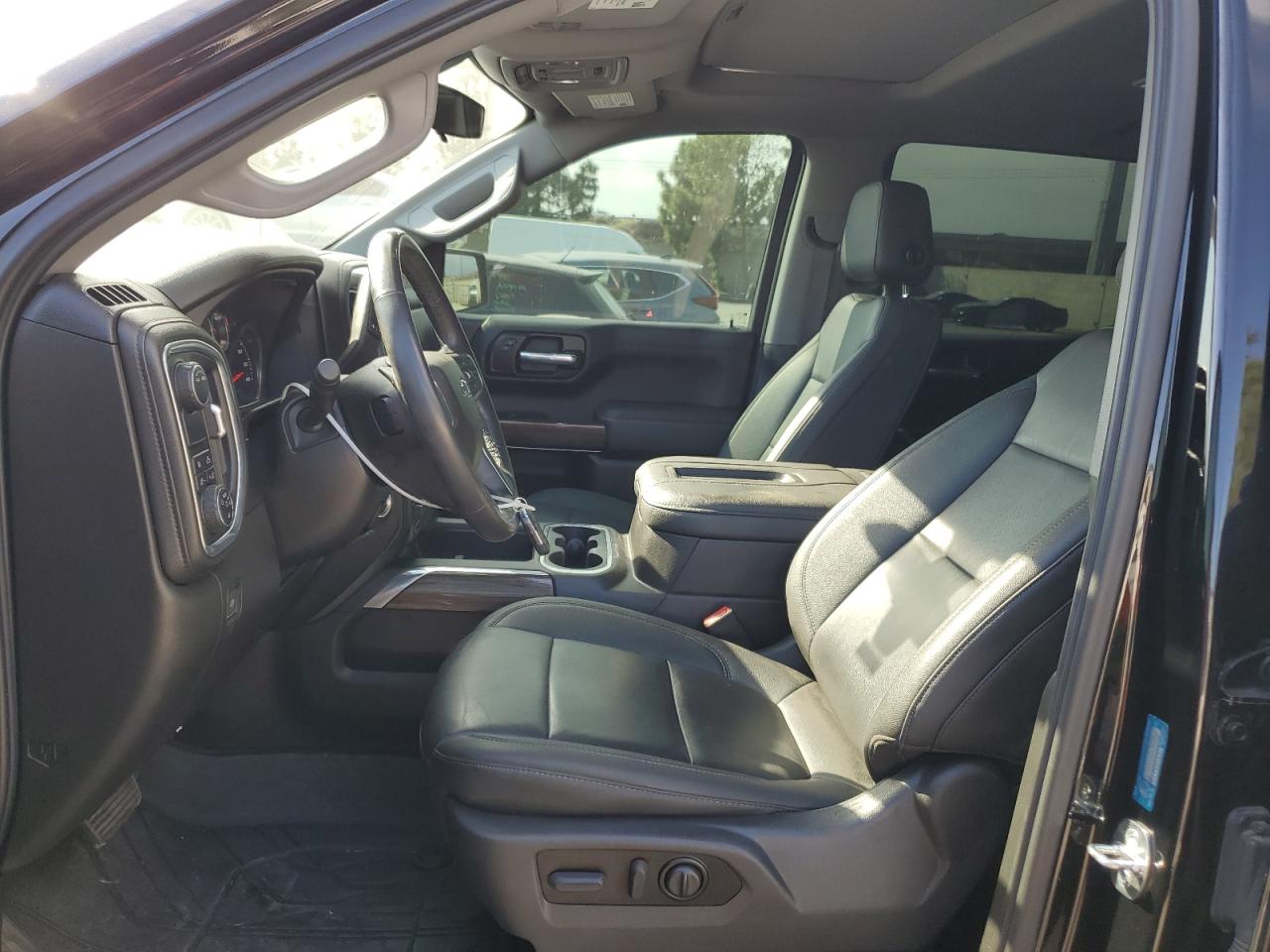 2022 Chevrolet Silverado - Image 7