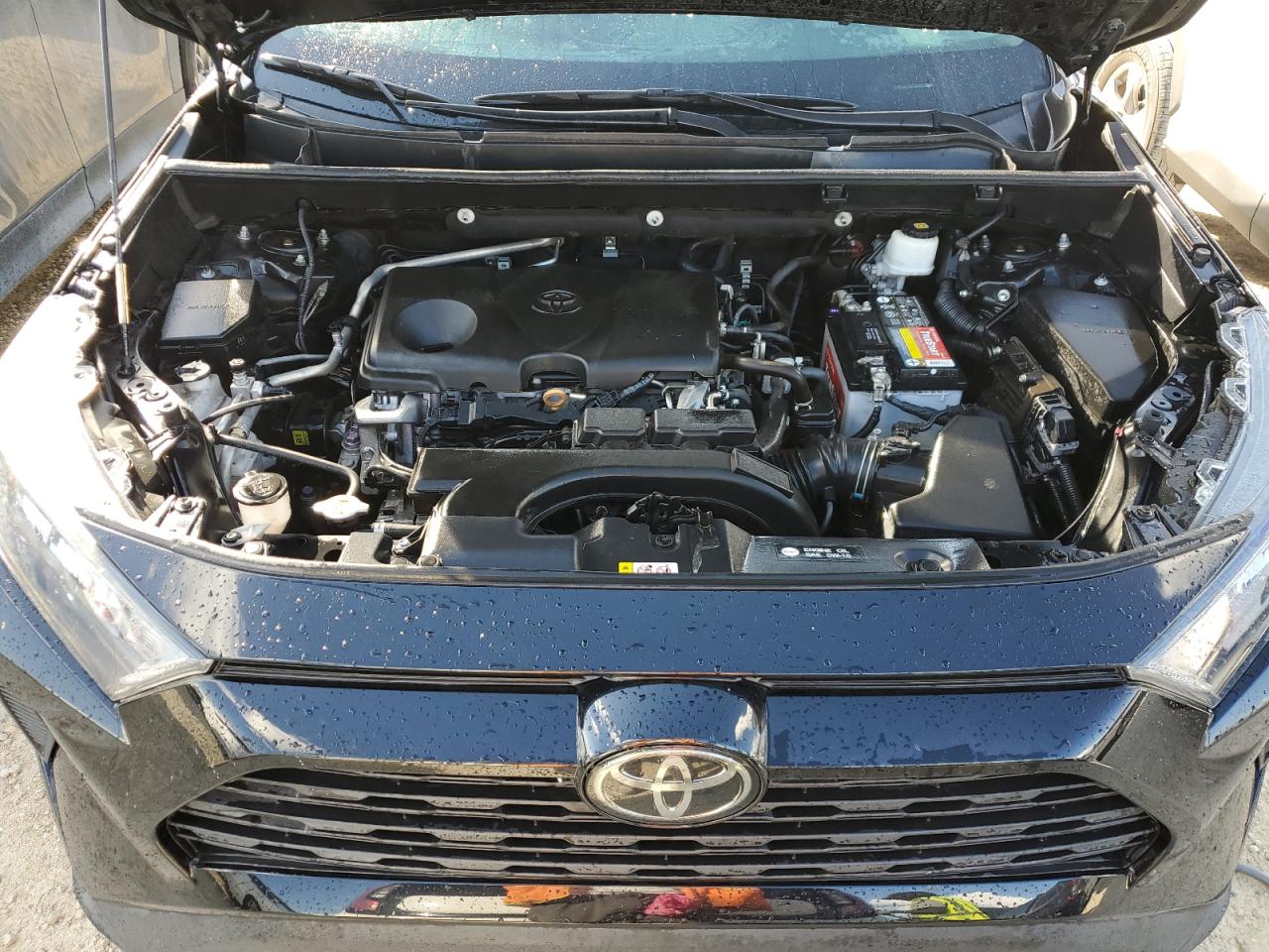 2019 Toyota RAV 4 - Image 12