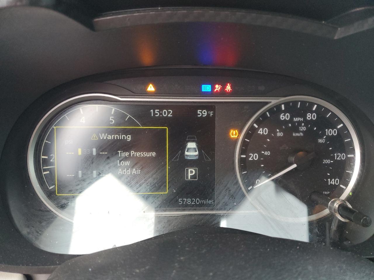 2020 Nissan Versa - Image 9