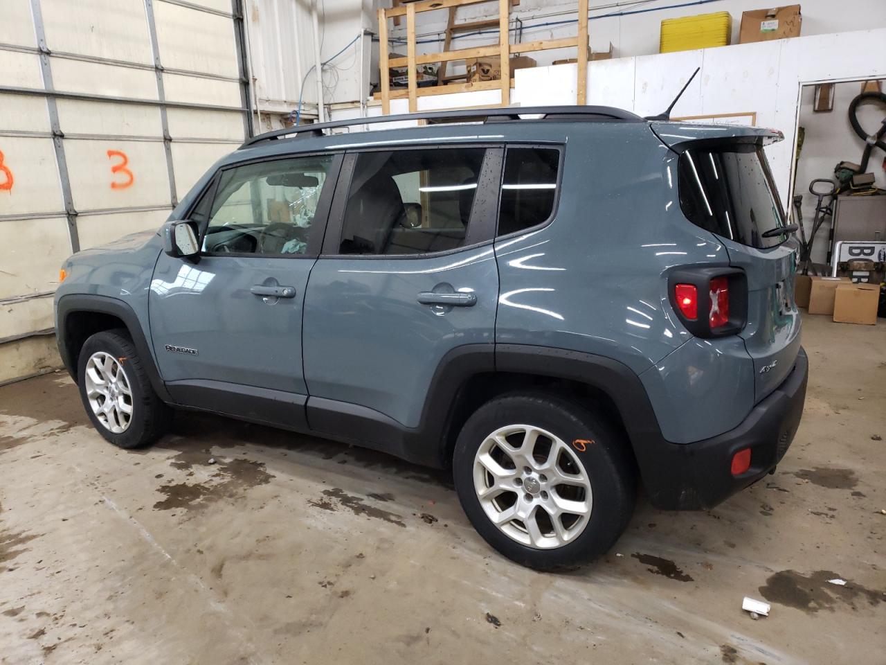 2017 Jeep Renegade - Image 2