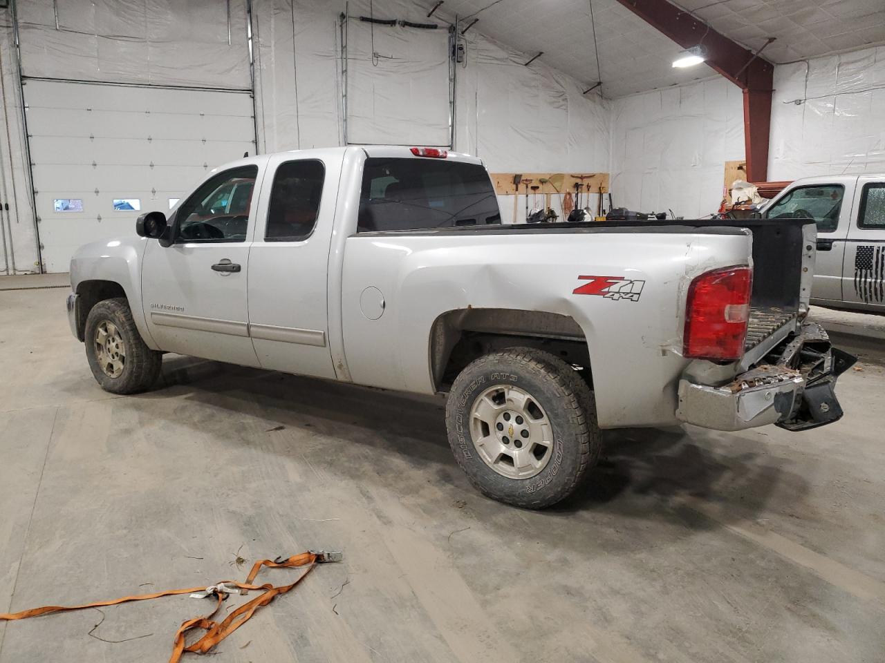 2012 Chevrolet Silverado - Image 2