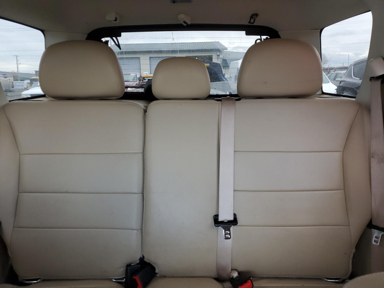 2012 Ford Escape - Image 10