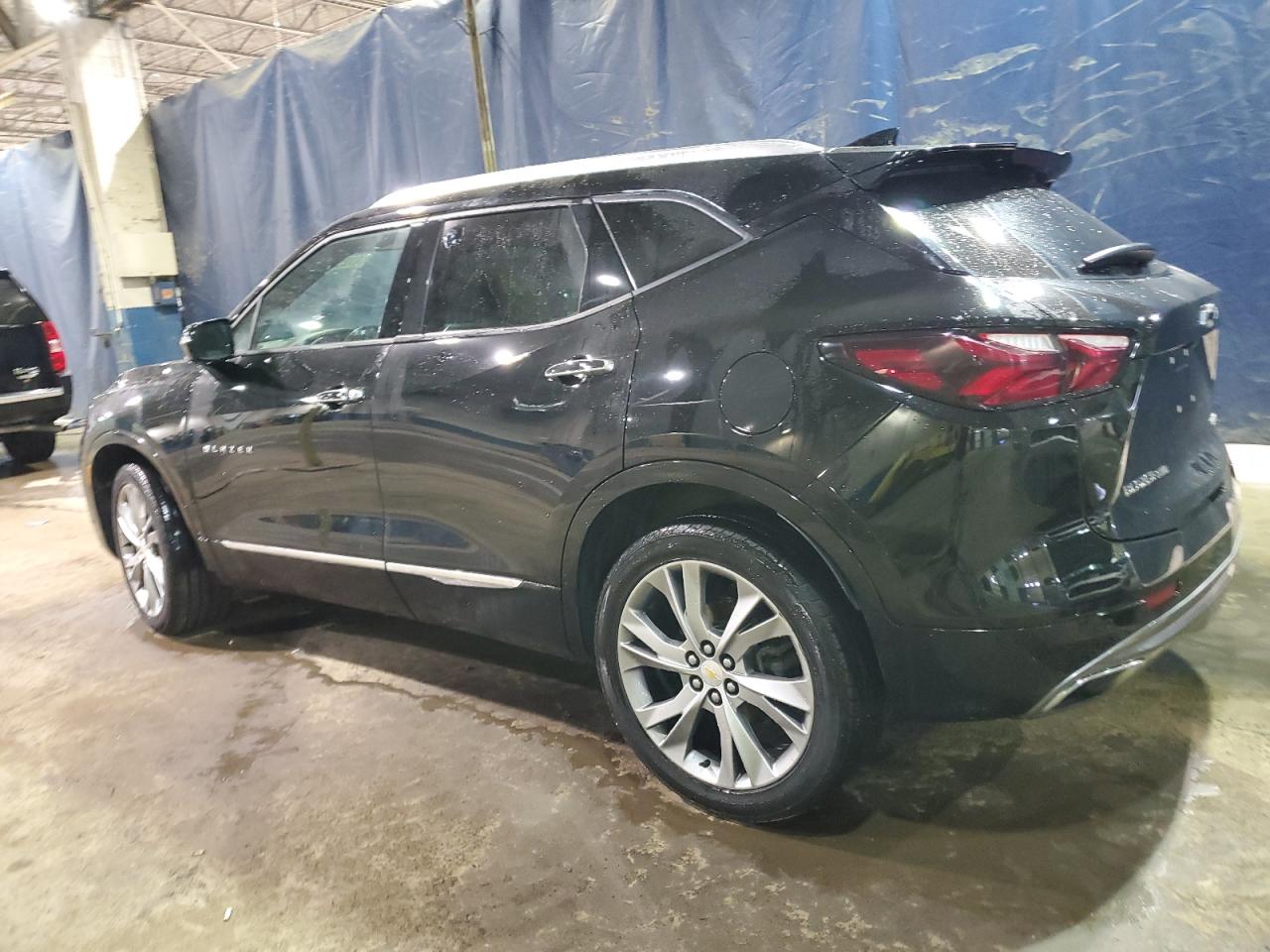 2019 Chevrolet Blazer - Image 2