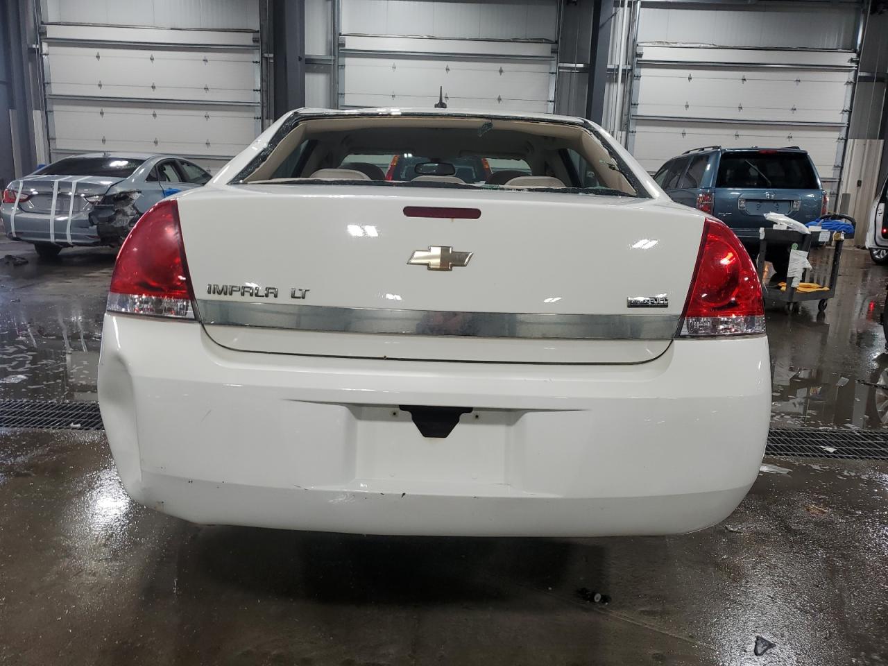 2009 Chevrolet Impala - Image 6