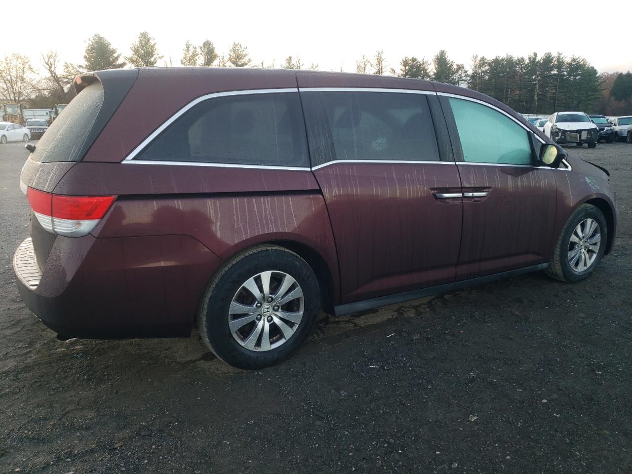2014 Honda Odyssey - Image 3
