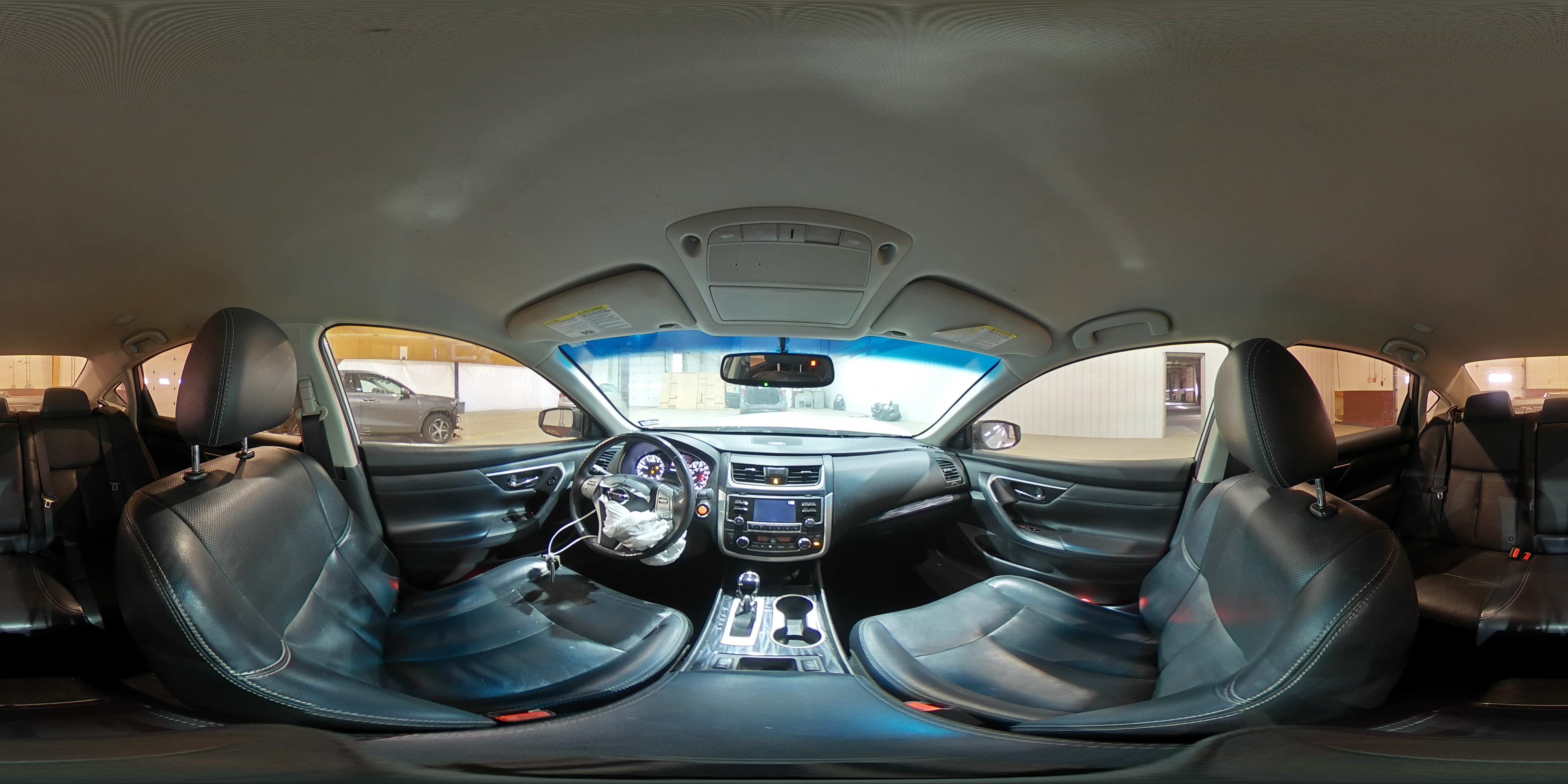 2017 Nissan Altima - Image 14