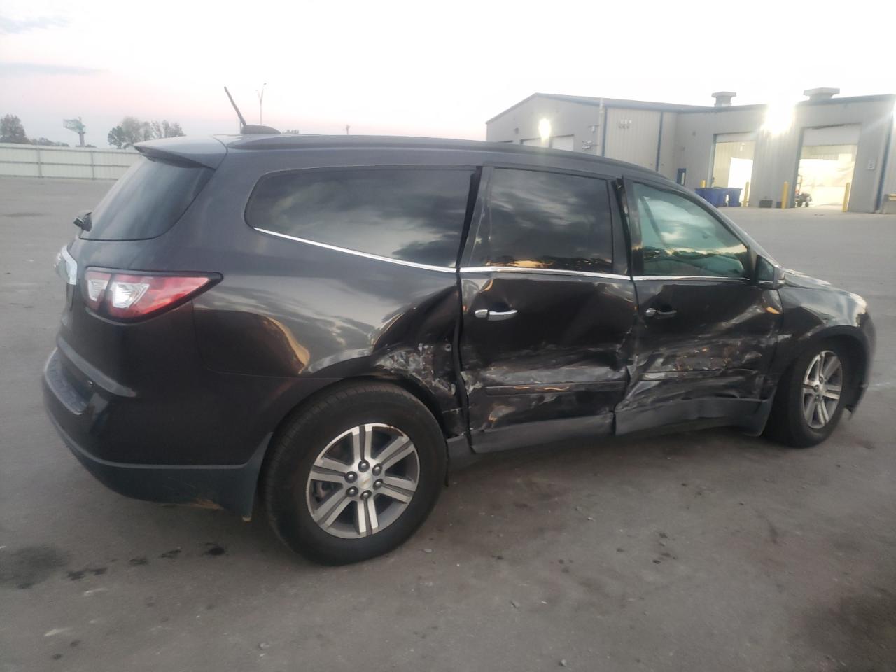 2017 Chevrolet Traverse - Image 3