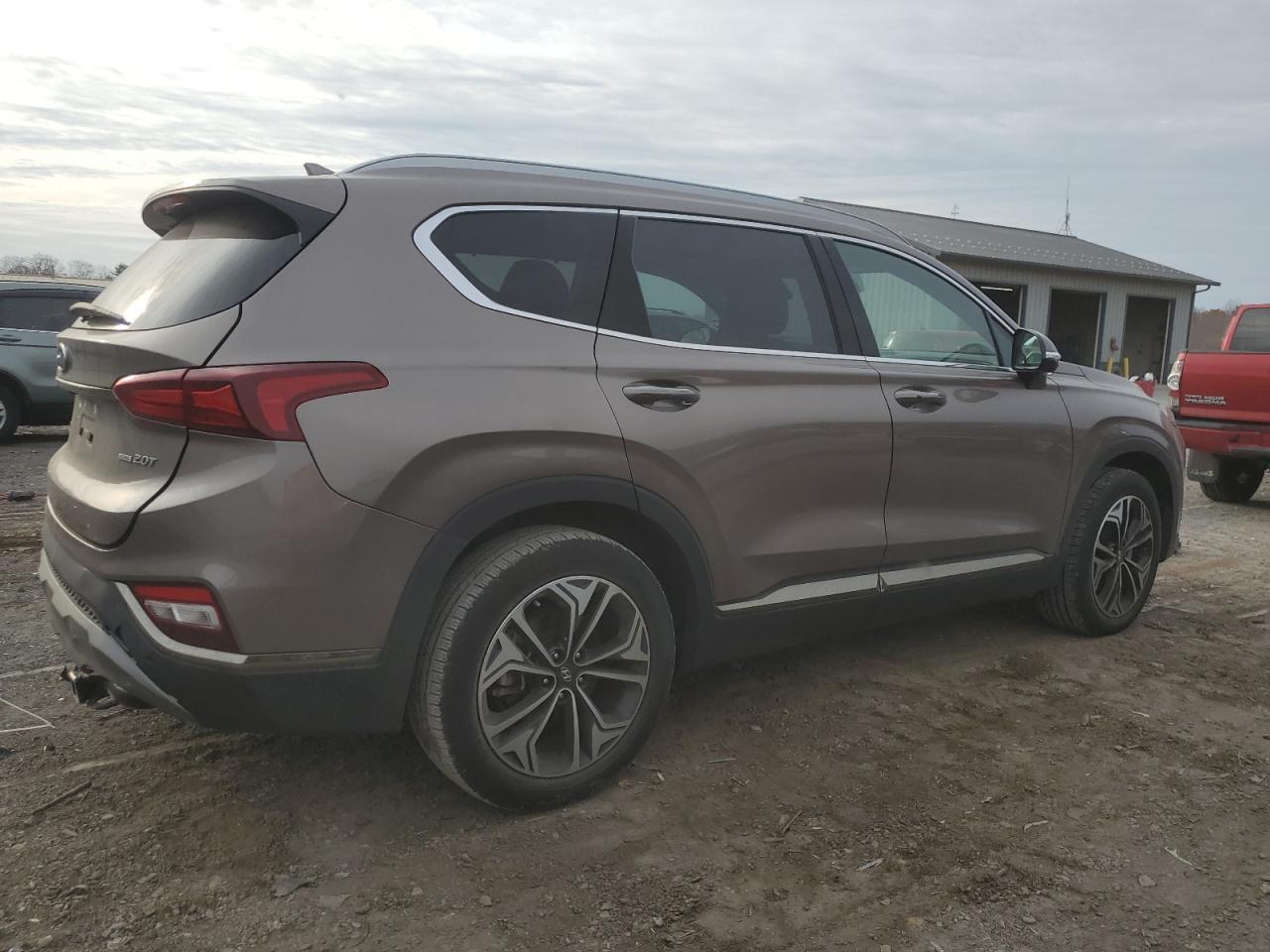 2020 Hyundai Santa Fe - Image 3