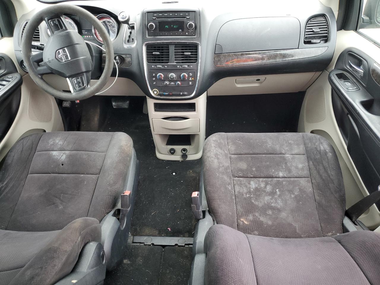2011 Dodge Caravan - Image 8