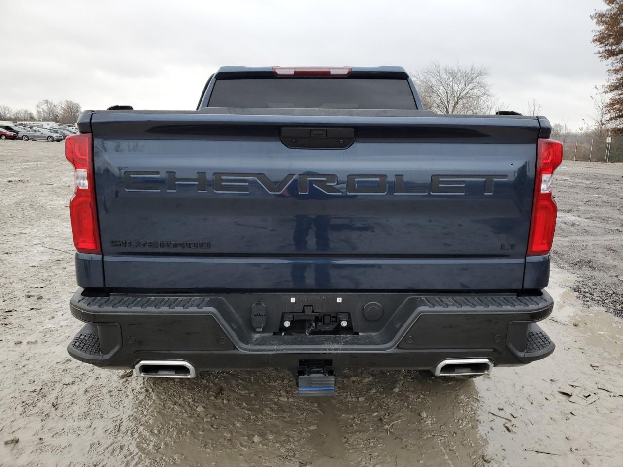 2022 Chevrolet Silverado - Image 6