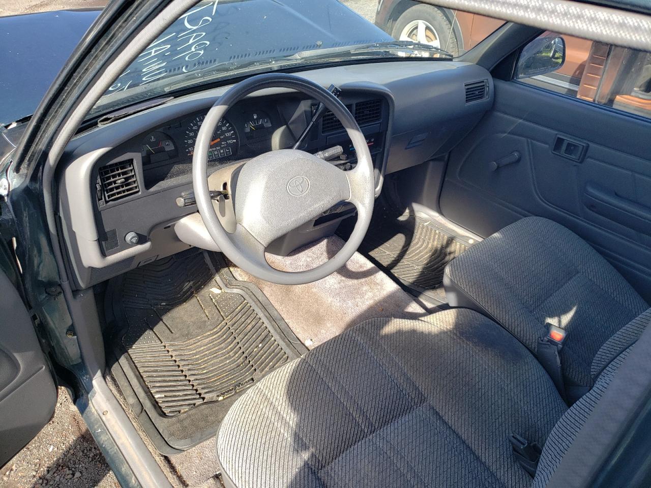 1994 Toyota Pickup - Image 8