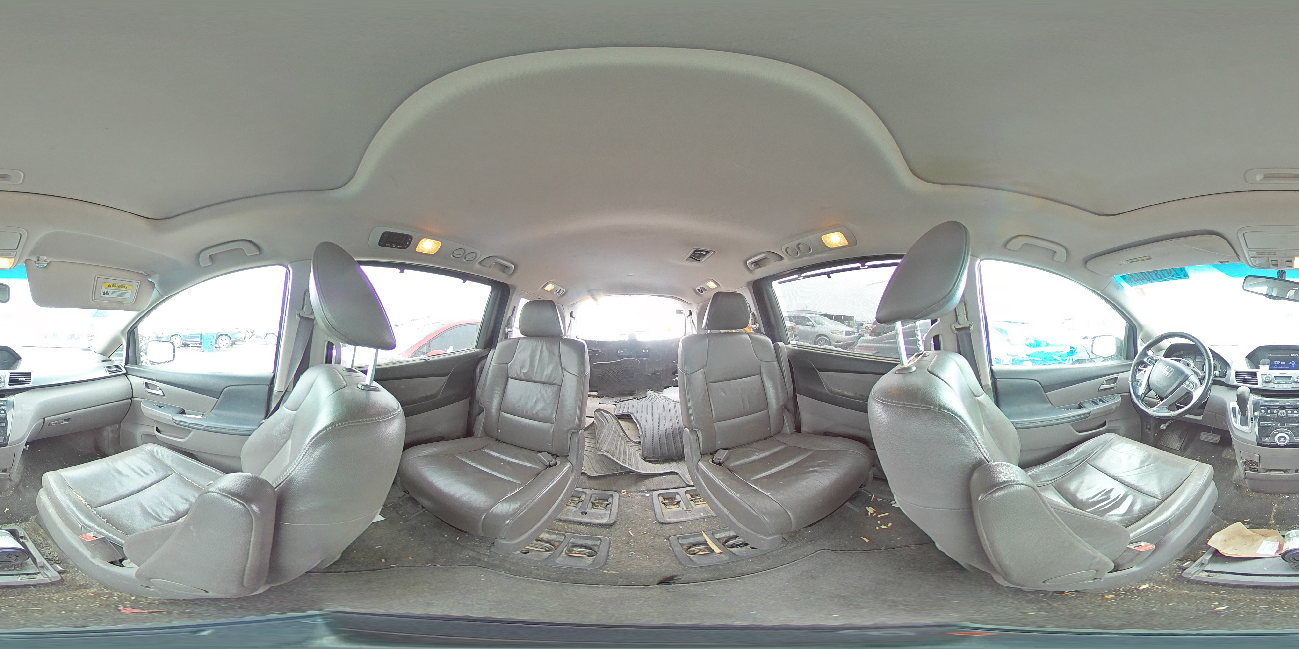 2012 Honda Odyssey - Image 14