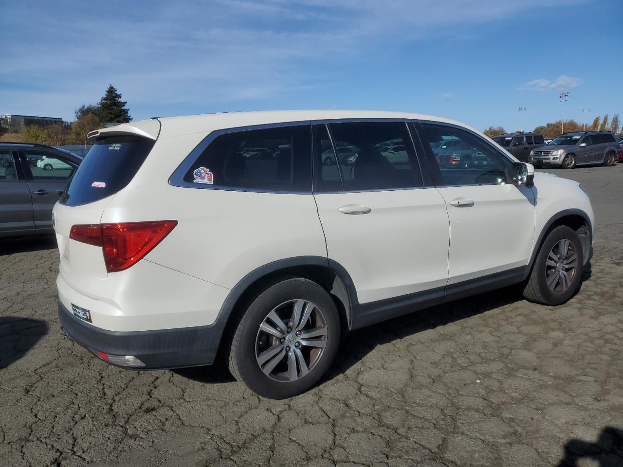 2018 Honda Pilot - Image 3