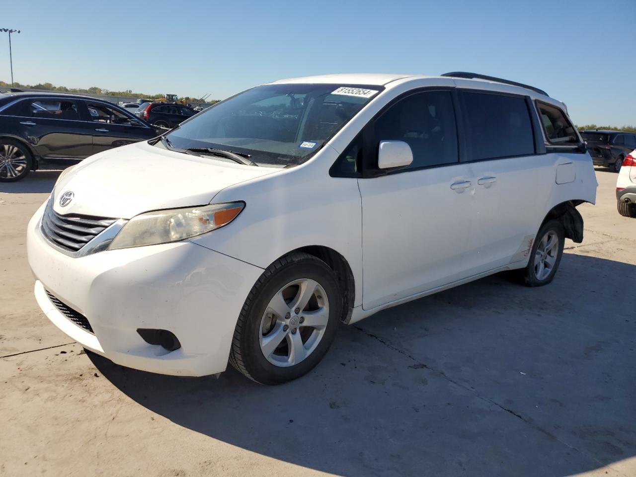 2011 Toyota Sienna - Image 1