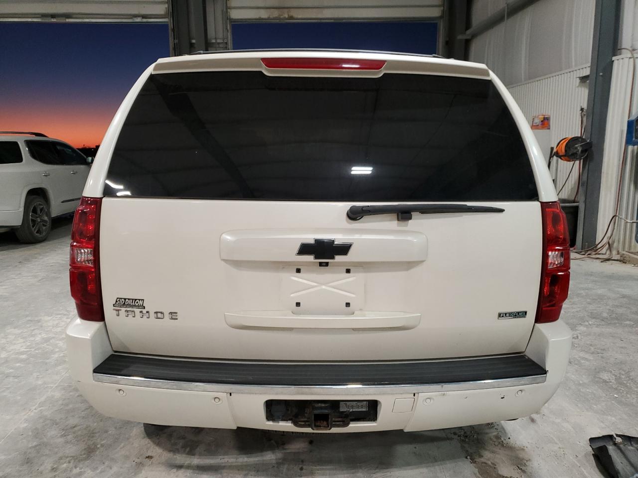 2010 Chevrolet Tahoe - Image 6