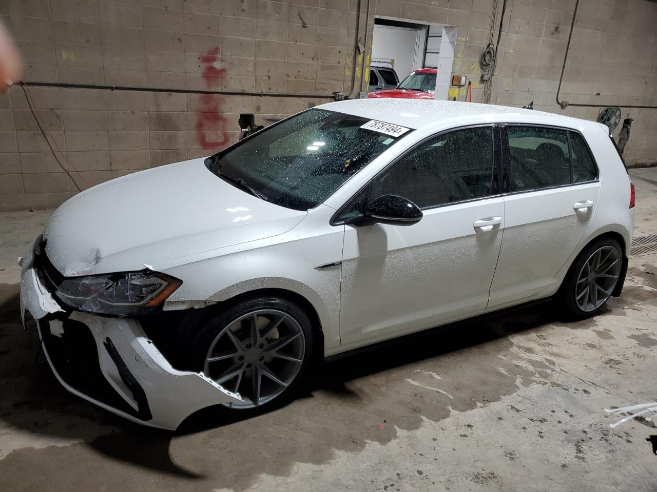 2018 Volkswagen Golf - Image 1