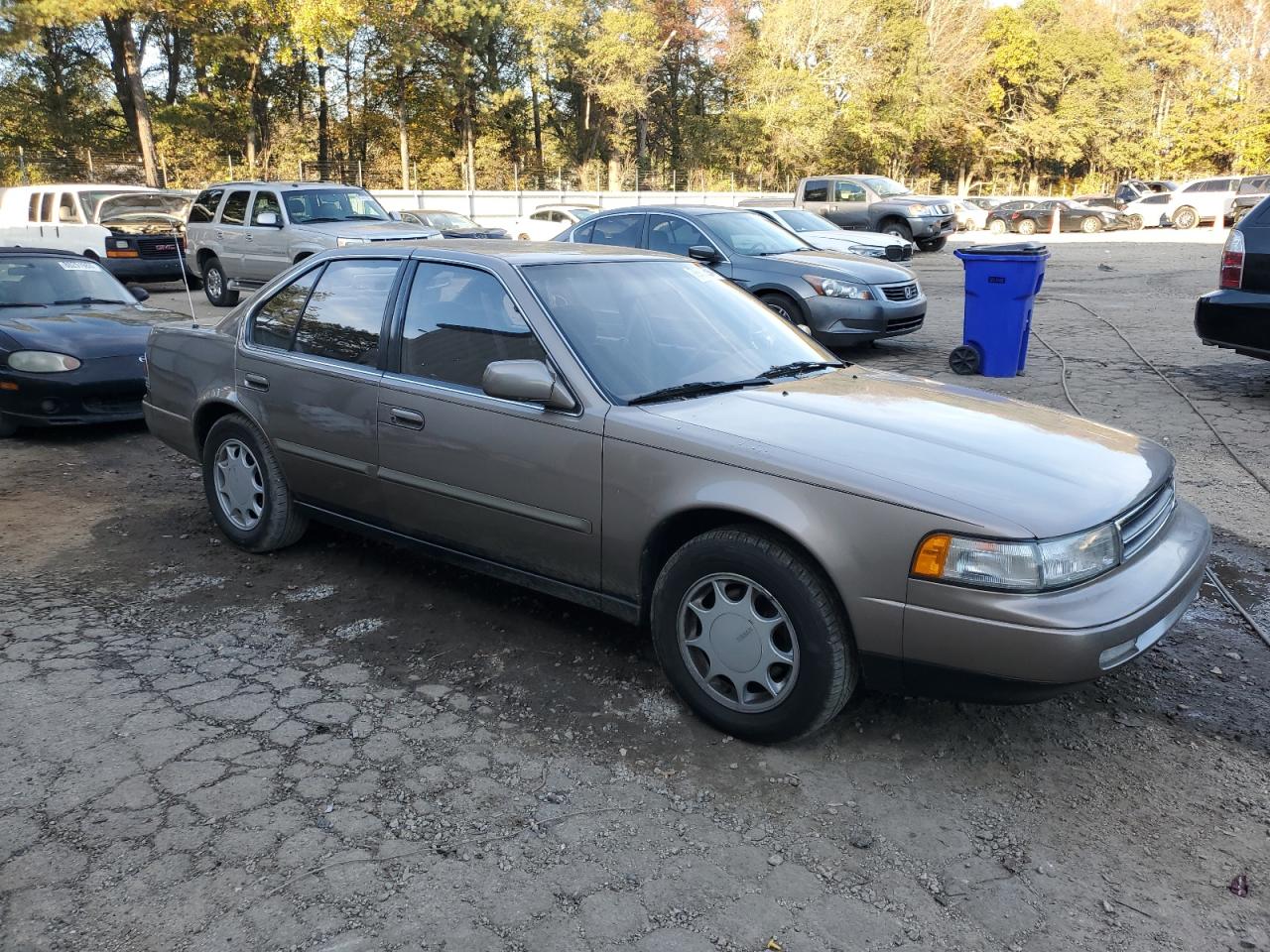 1990 Nissan Maxima VIN: JN1HJ01P3LT393901 Lot: 79912694