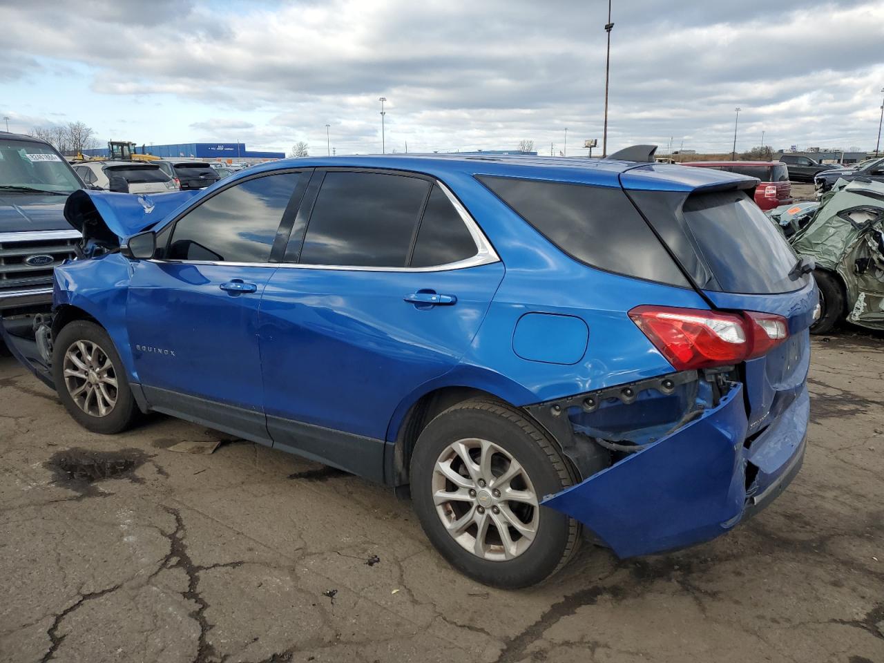 2019 Chevrolet Equinox - Image 2
