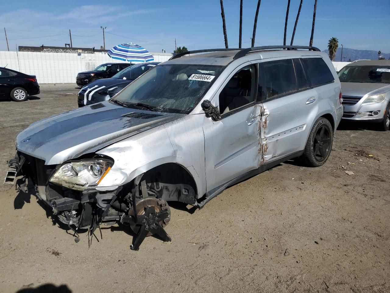 2007 Mercedes-Benz Gl 450 4Matic продається в Van Nuys, CA - All Over
