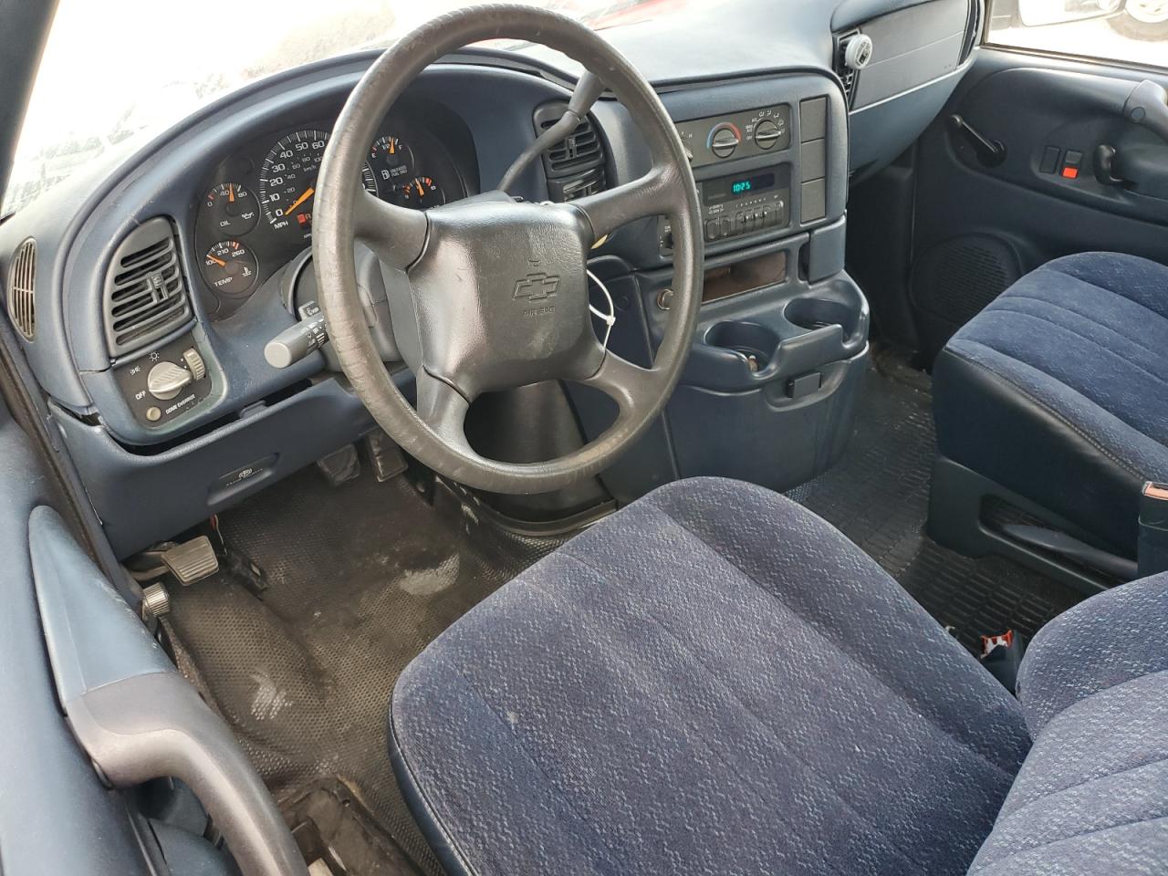 1998 Chevrolet Astro VIN: 1GCDM19W4WB203442 Lot: 82338424