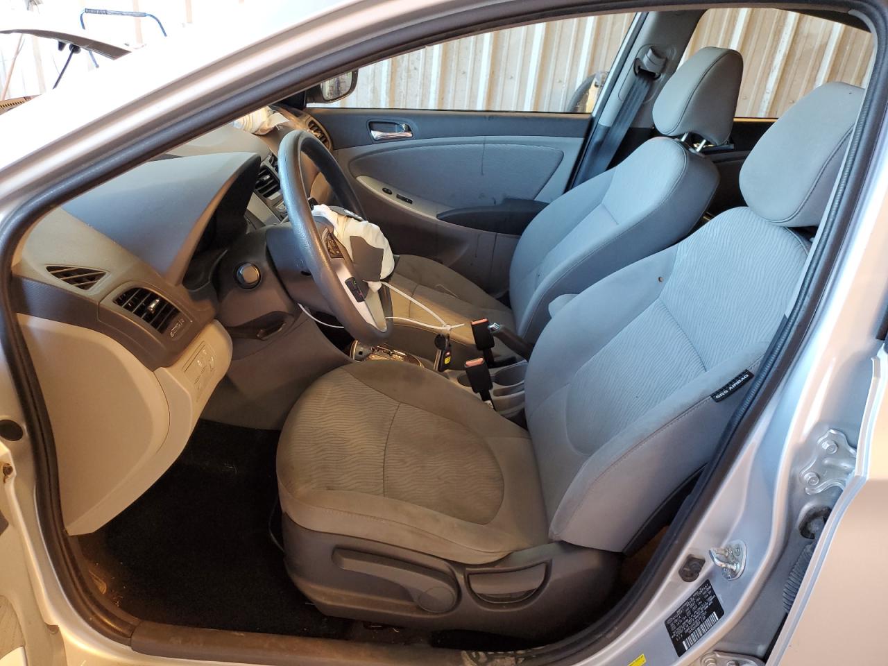 2014 Hyundai Accent - Image 7