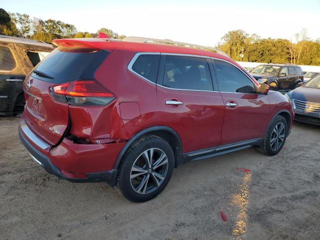  NISSAN ROGUE 2017 Czerwony