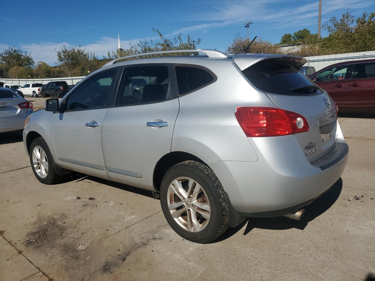 2013 Nissan Rogue - Image 2