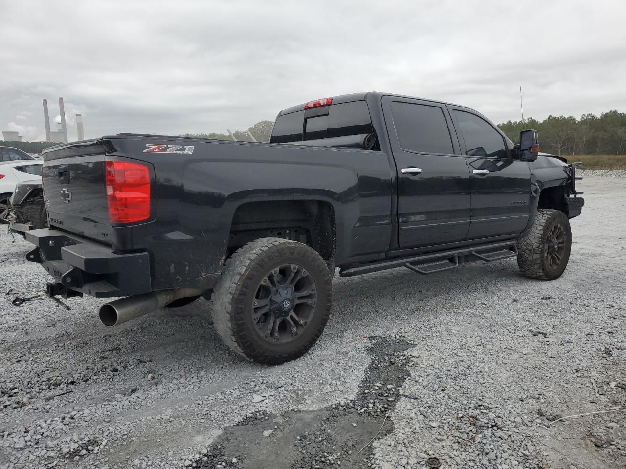 2016 Chevrolet Silverado - Image 3